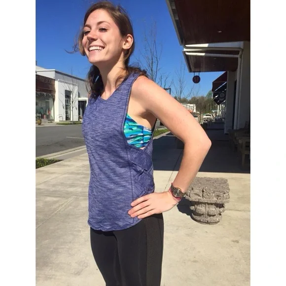 Lululemon Var-City Muscle‎ Tank Top in Heathered Hero Blue Size 8 - Picture 2 of 10
